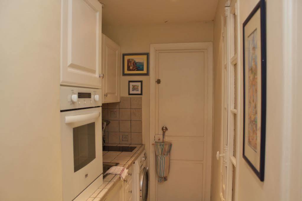 Very Charming Studio Apartment On Port In Cannes A Short Walk To Palais With Aircon And Internet 411 외부 사진