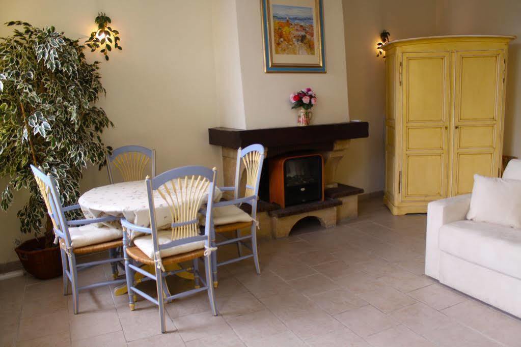 Very Charming Studio Apartment On Port In Cannes A Short Walk To Palais With Aircon And Internet 411 외부 사진