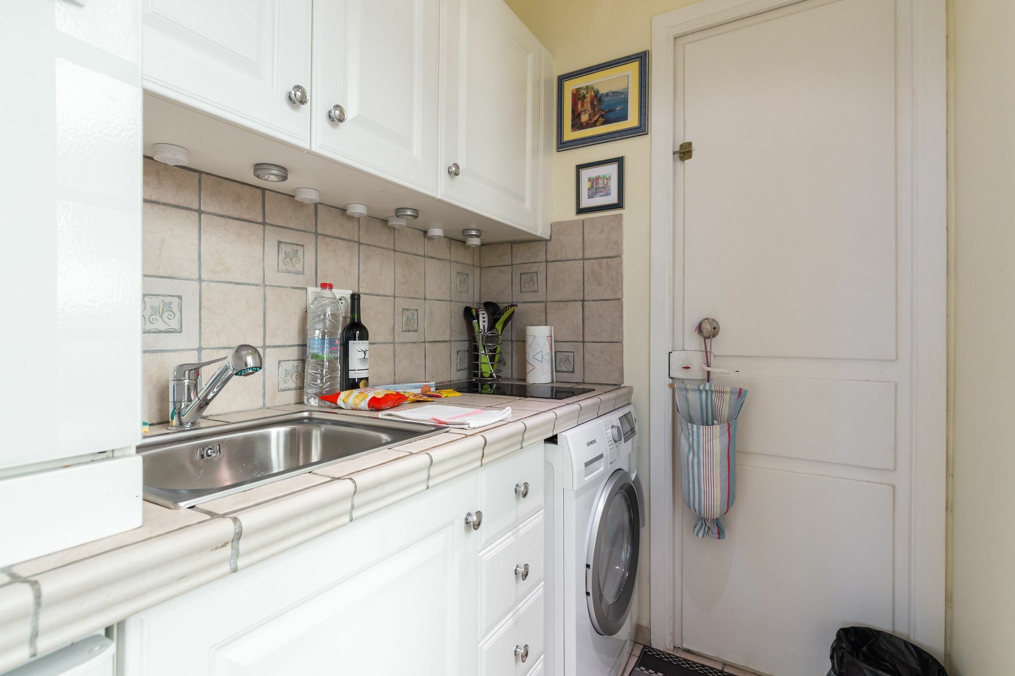 Very Charming Studio Apartment On Port In Cannes A Short Walk To Palais With Aircon And Internet 411 외부 사진