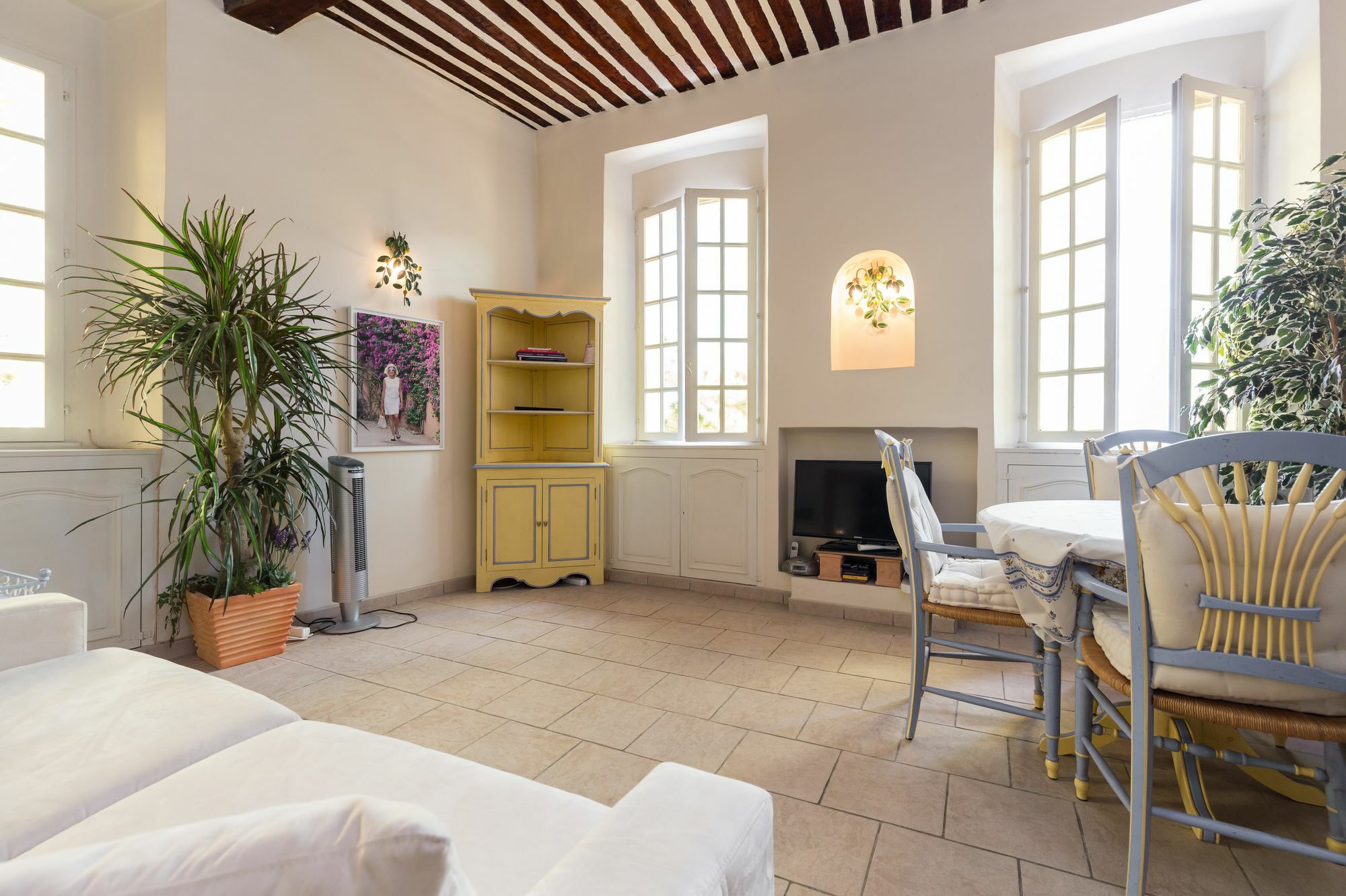 Very Charming Studio Apartment On Port In Cannes A Short Walk To Palais With Aircon And Internet 411 외부 사진