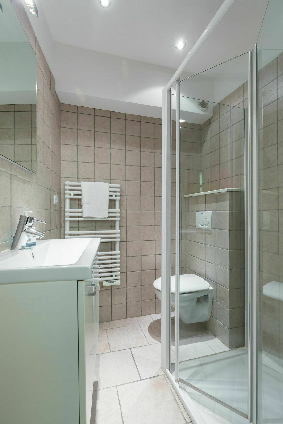 Very Charming Studio Apartment On Port In Cannes A Short Walk To Palais With Aircon And Internet 411 외부 사진