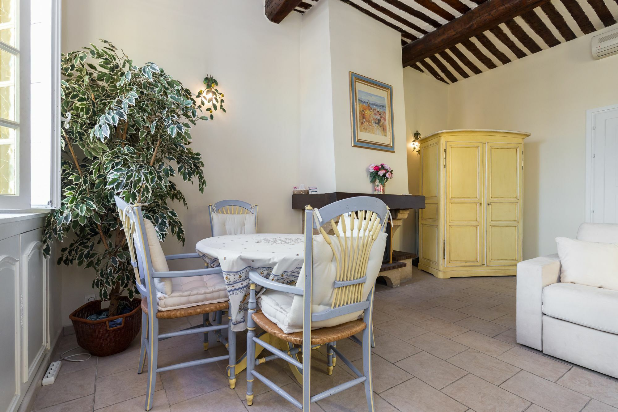 Very Charming Studio Apartment On Port In Cannes A Short Walk To Palais With Aircon And Internet 411 외부 사진